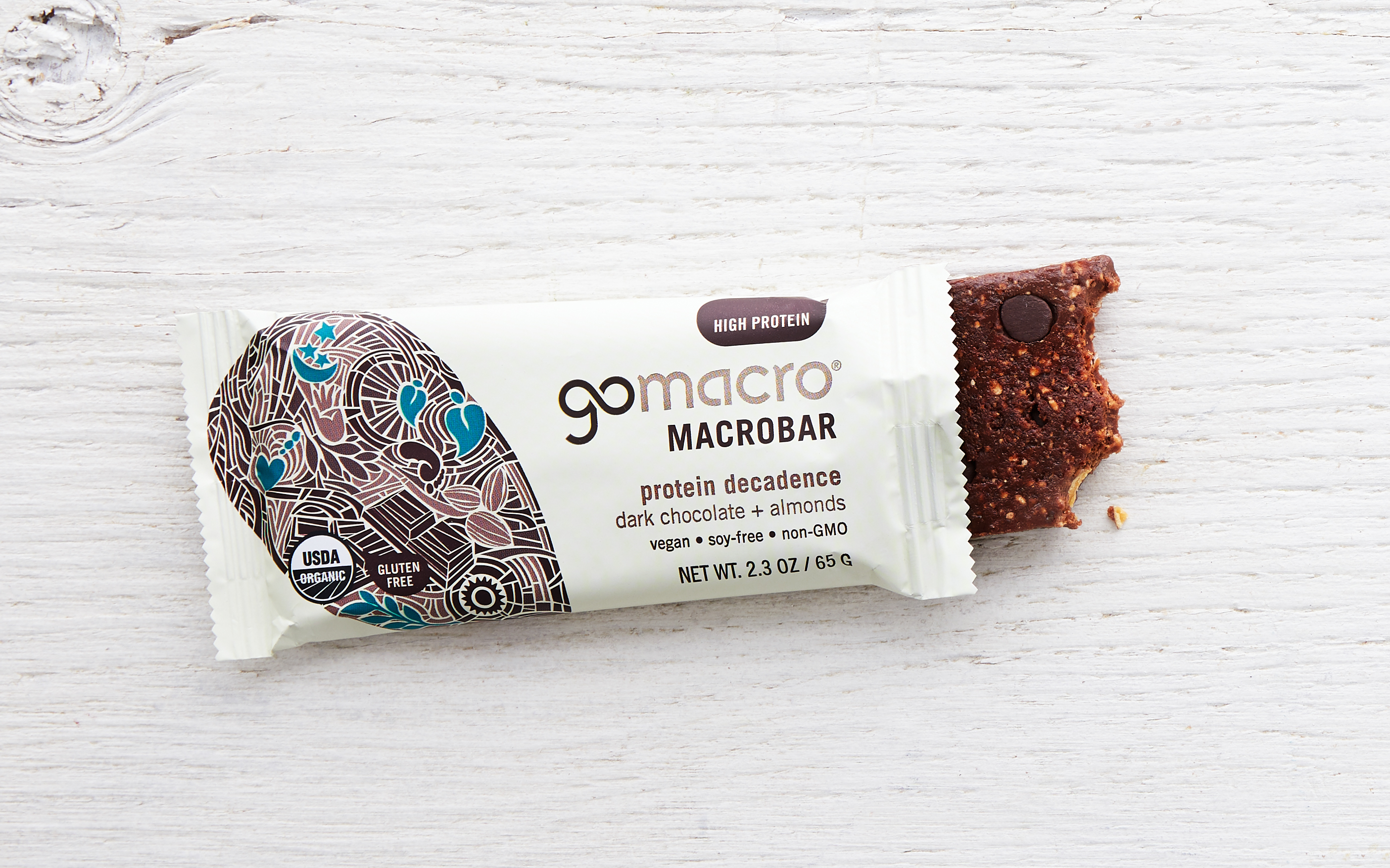 Dark Chocolate & Almonds Macro Bar GoMacro SF Bay Good Eggs